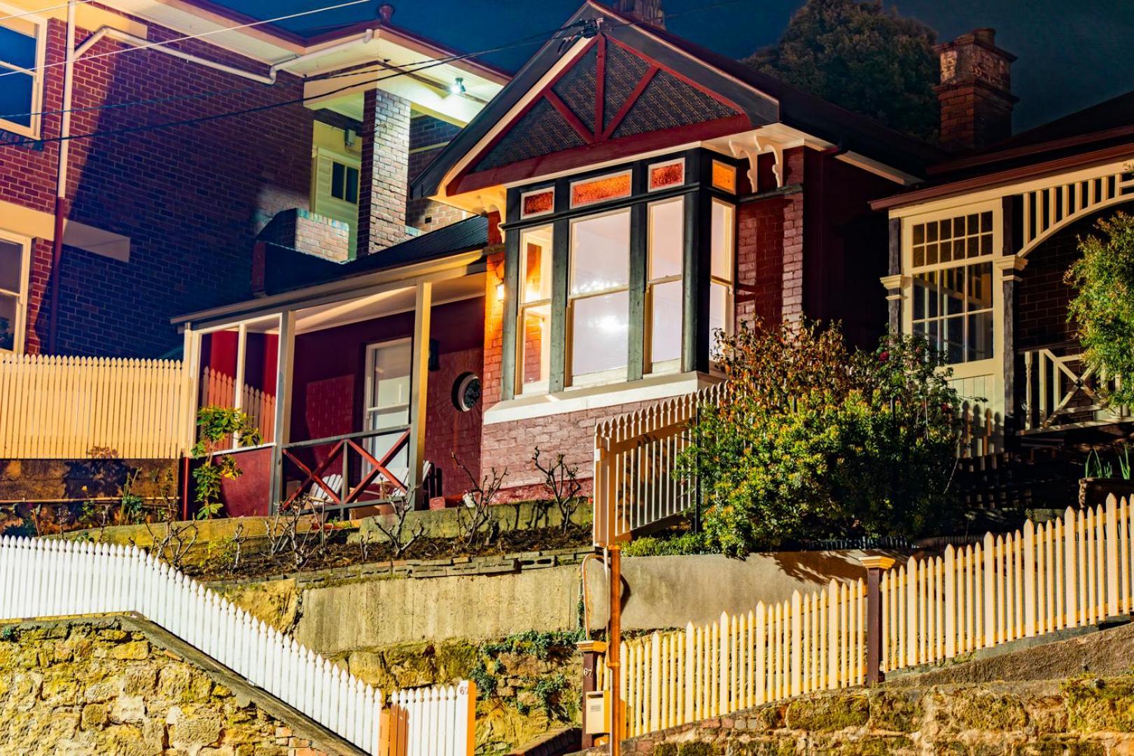 Inner-City Heritage Home In Hobart Exterior photo